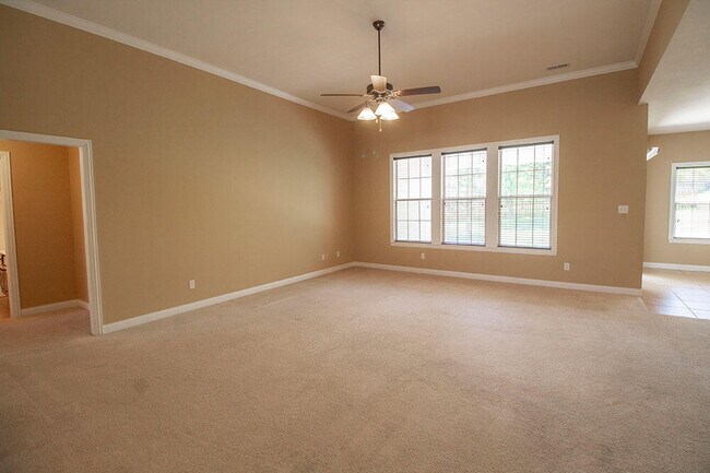 Photo - 5305 Chamois Dr