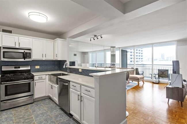 Photo - 620 Peachtree St NE Unit 1115