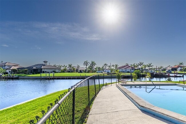 Building Photo - 1204 Spanish Cay Ln Unit B Rental