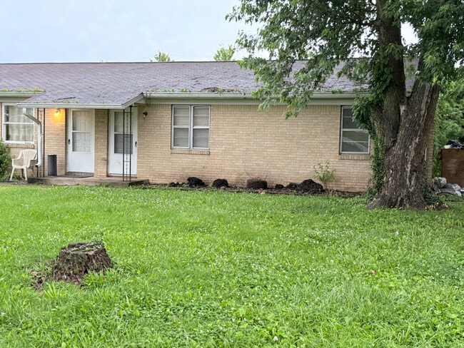 Building Photo - 7097 E County Rd 25 S Rental