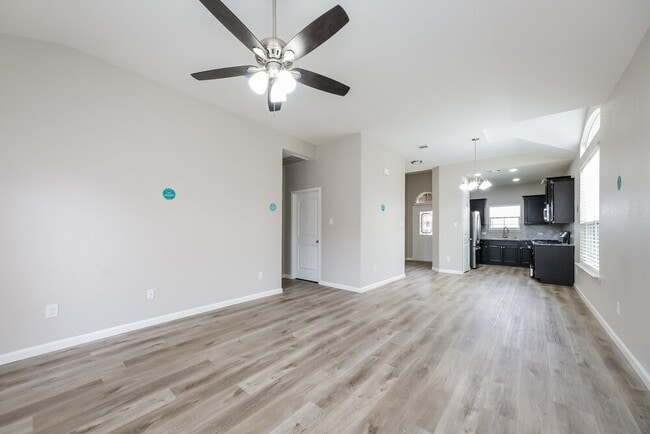 Photo - 4013 Skylark Ln