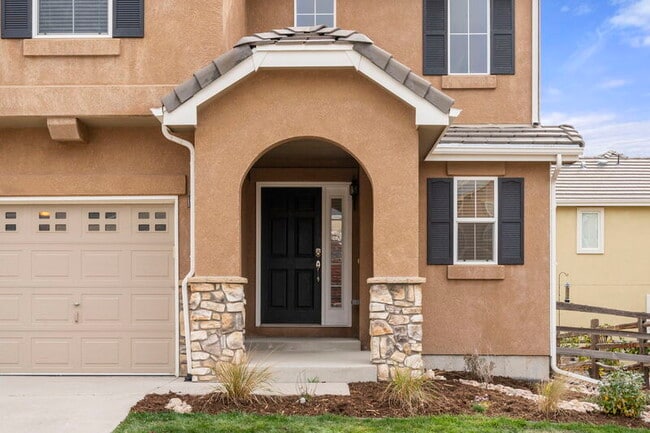 Photo - 815 Fire Rock Pl