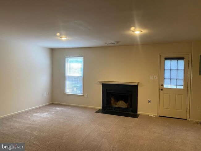 Photo - 5623 Gresham Ln