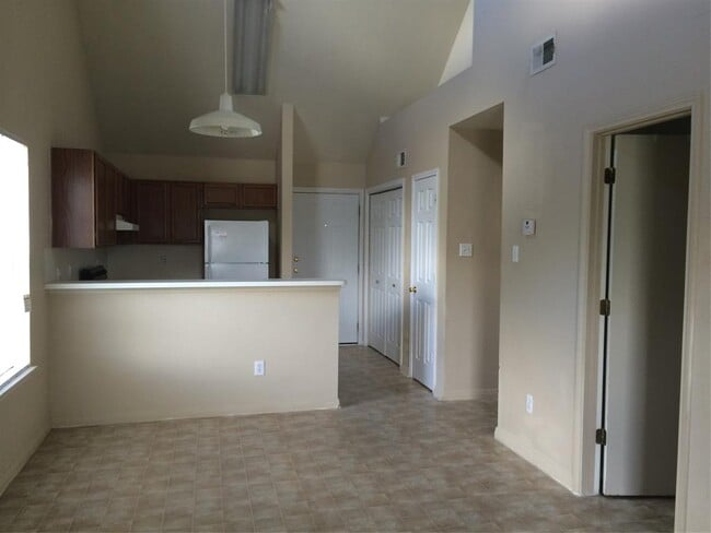 Photo - 3003 Whisper Oaks Ln