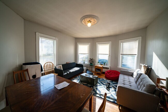 Photo - 63 Hillside St Unit 1