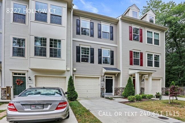 Photo - 8227 Hollow Ct