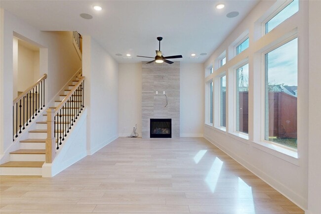 Photo - 3113 Somerset Levens Ln