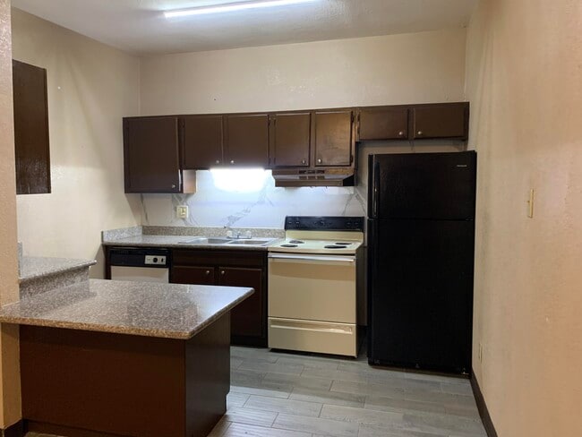 Photo - 226 Cherry St Unit 13