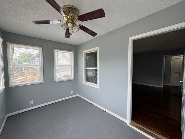 Photo - Near Southeast 3 Bedroom 1 Bath