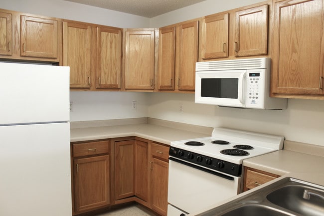 Photo - The Shores - 62 + Community