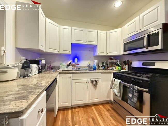 Photo - 72 Egmont St Unit 5