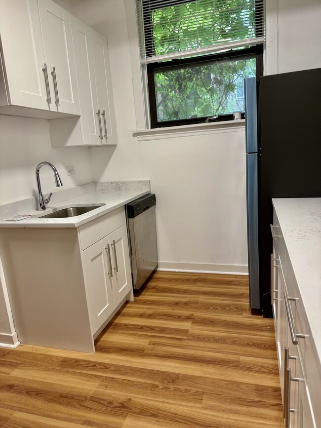 Photo - 1350 W Hood Ave Unit G