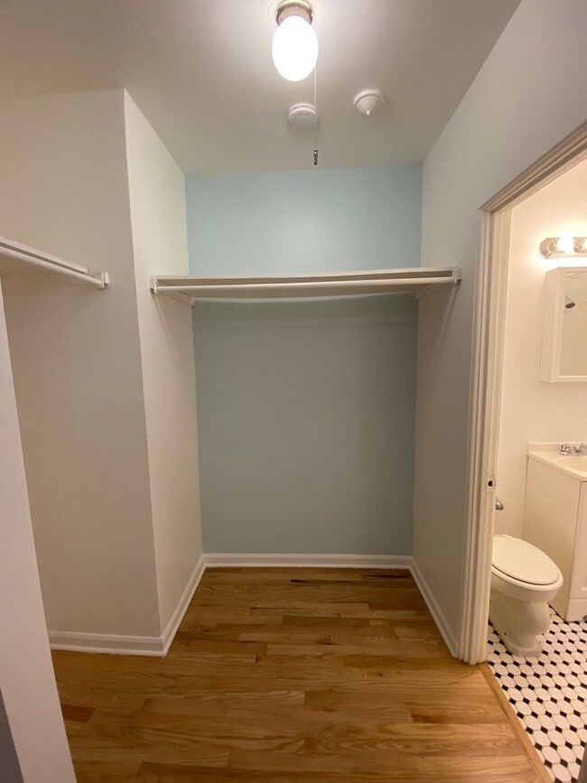 Photo - 1332 W Hood Ave Unit 104