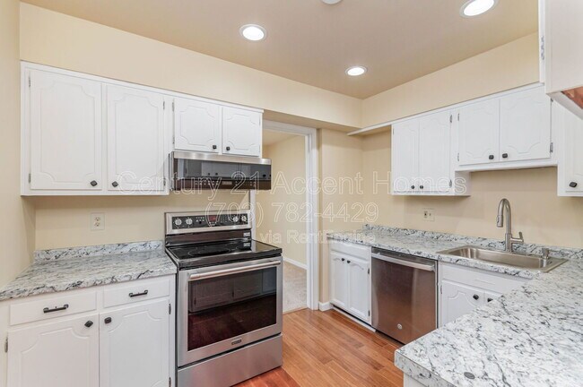 Photo - 14447 Cool Oak Ln