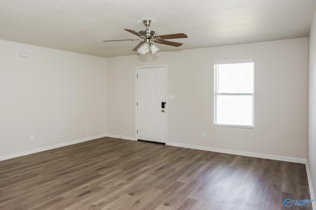 Photo - 129 Elmhurst Dr