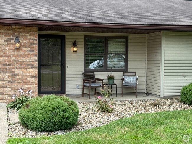Building Photo - 1246 Schneiders Crossing Rd NW Unit 1246 B Rental