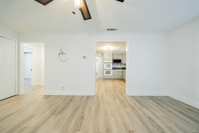 Photo - 303 N 2nd St