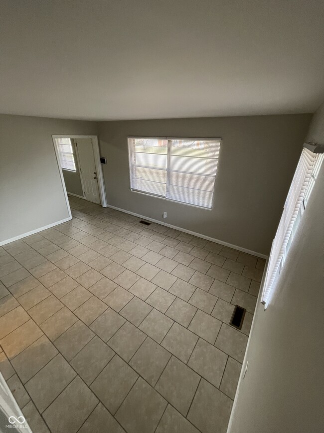 Photo - 622 Brewer Pl