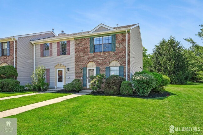 289 Bromley Pl