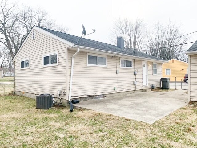 EAST SIDE 3BR RECENTLY UPDATED!