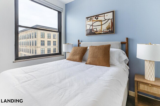 Photo - 5000 Euclid Ave Unit 304