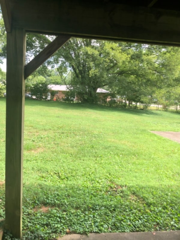 Photo - 180 Chippendale Dr