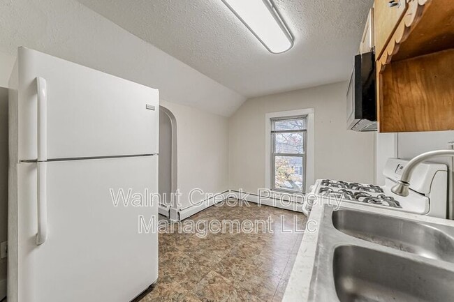 Photo - 870 S Main St Unit C