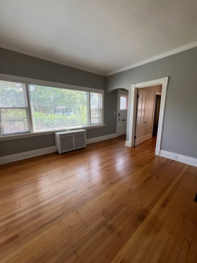 Photo - 1415 Greenleaf St
