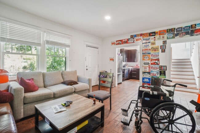 Photo - 4805 College Ave