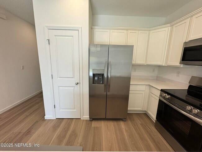 Photo - 578 Holly Lks Dr