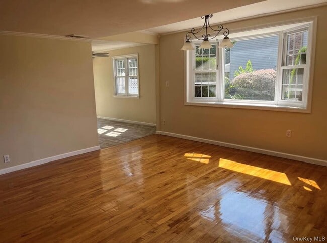 Photo - 1539 Park Ave