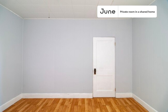 Photo - Room in Shared 3 bed/1 bath home Unidad C