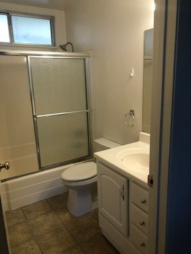 Photo - 1279 Bond St Unit 1279 Bond St #C