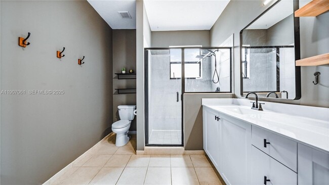 Photo - 144 SE 34th Ave