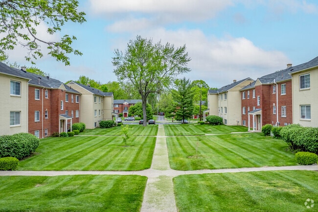 Daytona Village Apartments