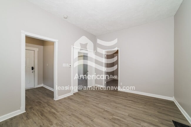 Photo - 1820 N Peoria Ave