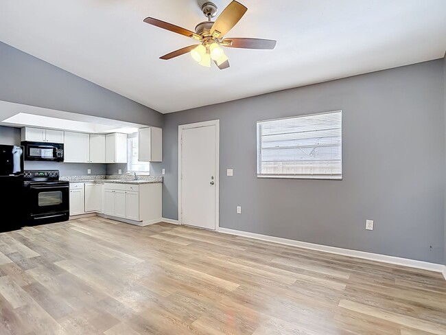 Photo - 65th Terrace N - Triplex Unit 65th Ter N - Apt B