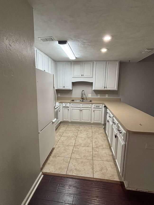 Photo - 3004 Ironwood Dr