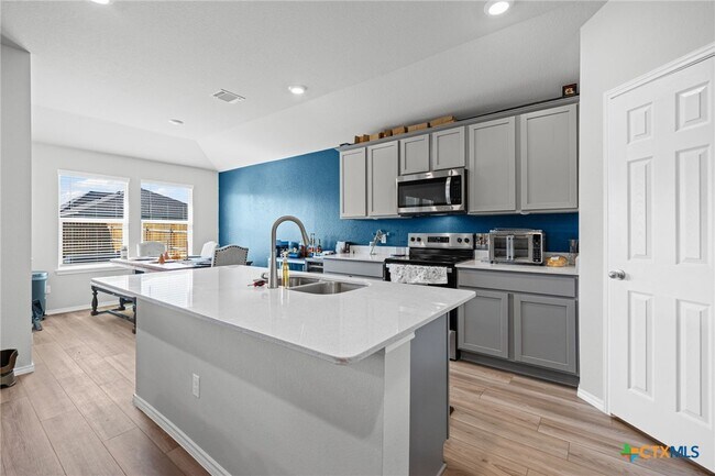 Photo - 7203 Gilbert Dr