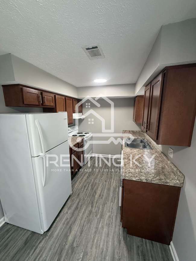 Photo - 1645 Foxhaven Dr