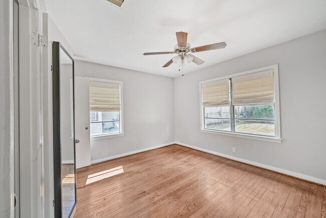 Photo - 3606 Yosemite St