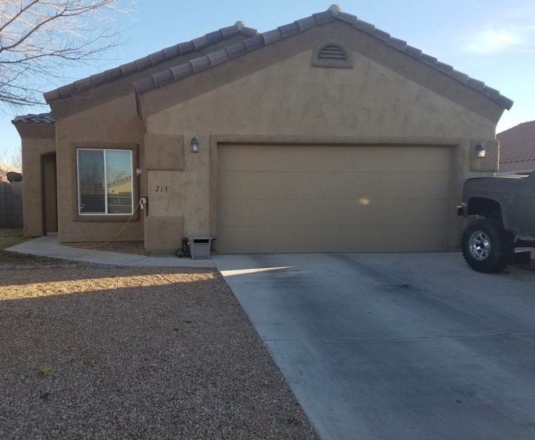 Photo - 715 W Burrell Ln