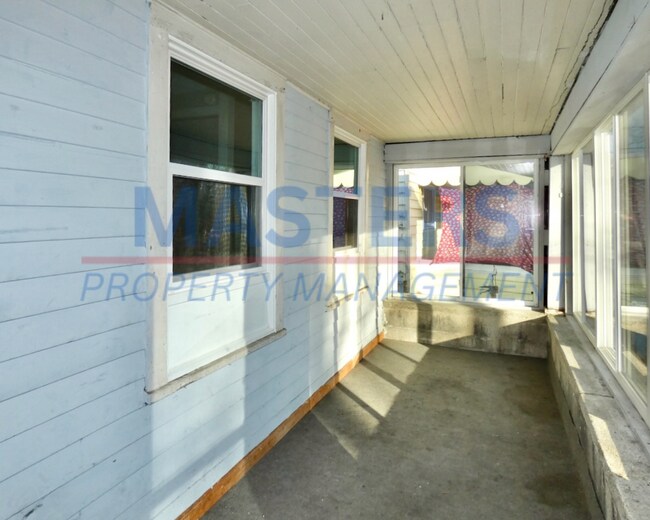 Photo - 1333 Peck St