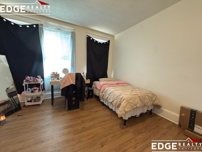 Photo - 56 Park Vale Ave Unit 9