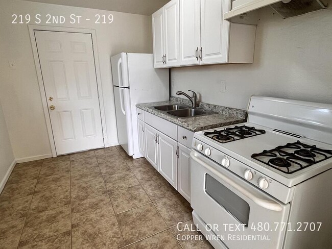 Photo - 219 S 2nd St Unidad 219