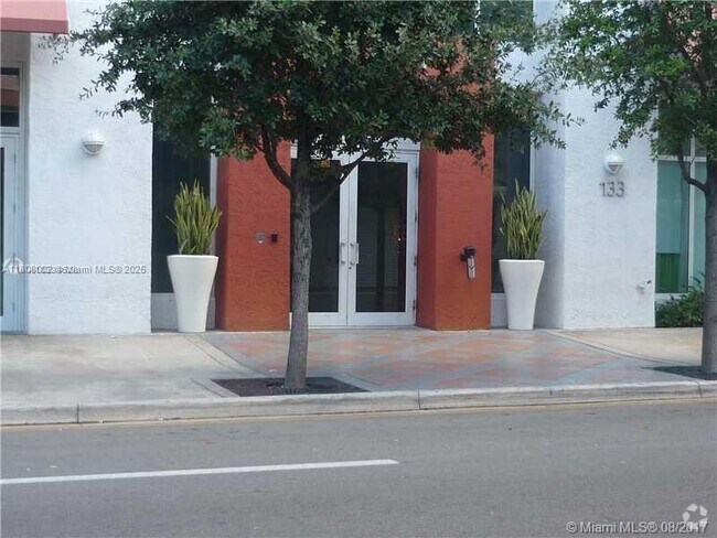 Building Photo - 133 NE 2nd Ave Unit 2115 Rental