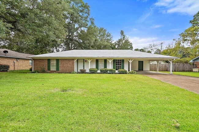 Photo - 155 Cypress Dr House