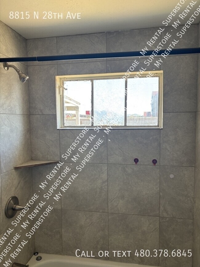 Photo - 8815 N 28th Ave