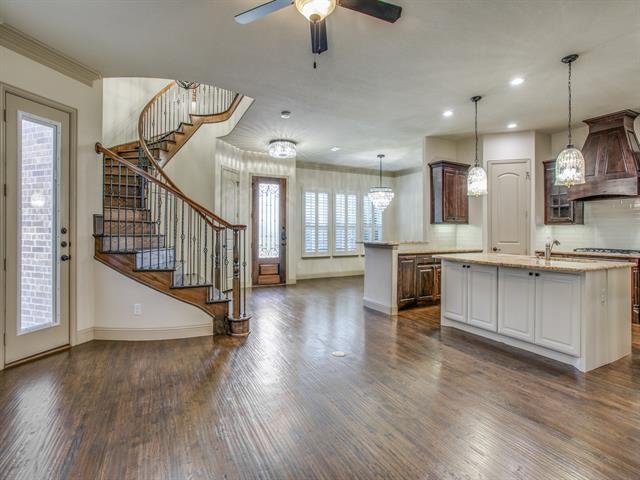 Photo - 1213 Crockett St