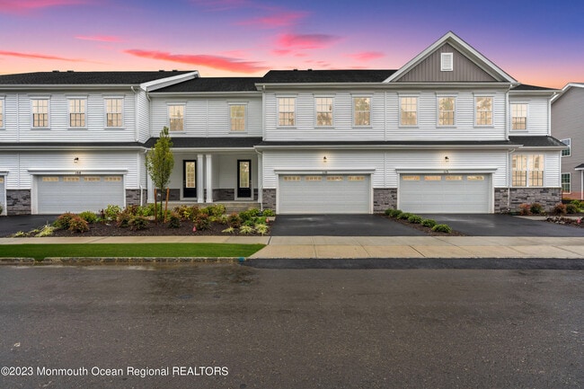 110 Woolley Ct